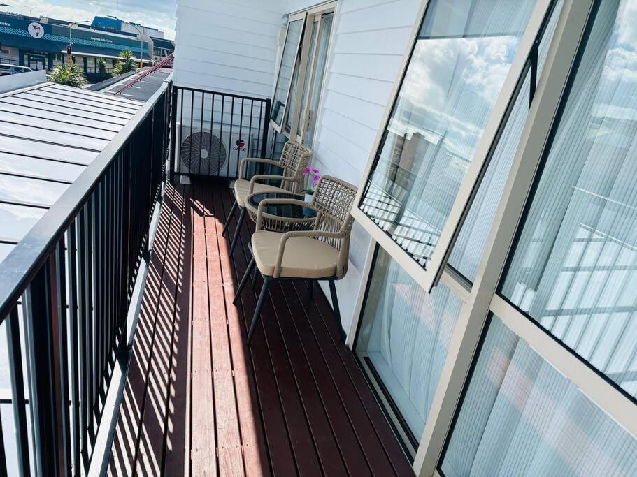 Otahuhu Town Centre Brand New Apartment 8B Auckland Exterior photo